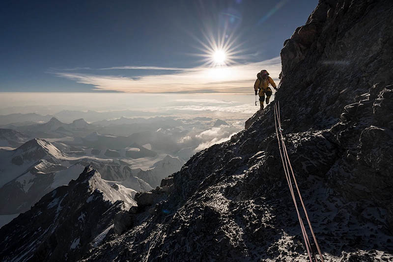 Everest'e Tırmanmak (Climbing Everest)